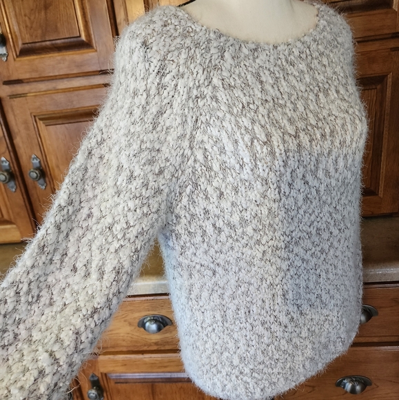 NEW Buffalo David Bitton Sweater Size M - Picture 7 of 9